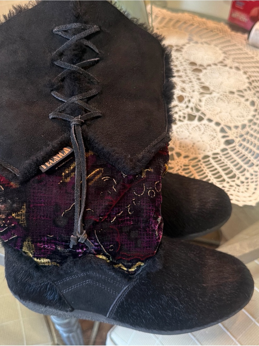 Vintage Italian Tecnica Black Suede & Real fur Midi Boots with velvet panels 7